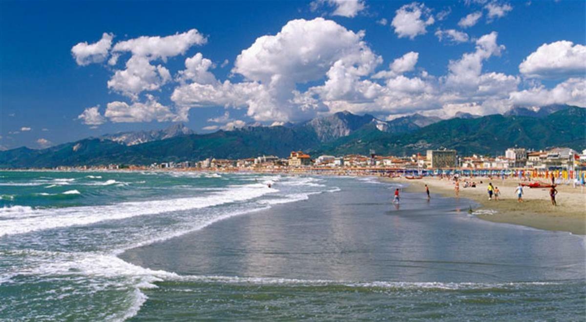 Casavacanza Villa D Funny Viareggio Dış mekan fotoğraf